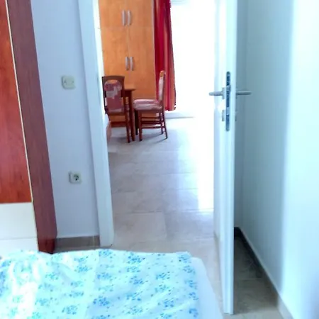 Vila Afrodita Apartment Vir